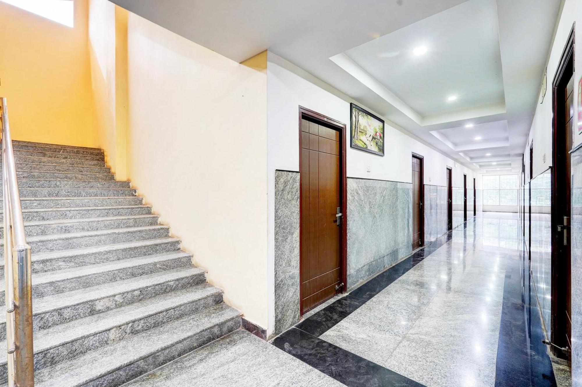 Hotel O Ambur 외부 사진